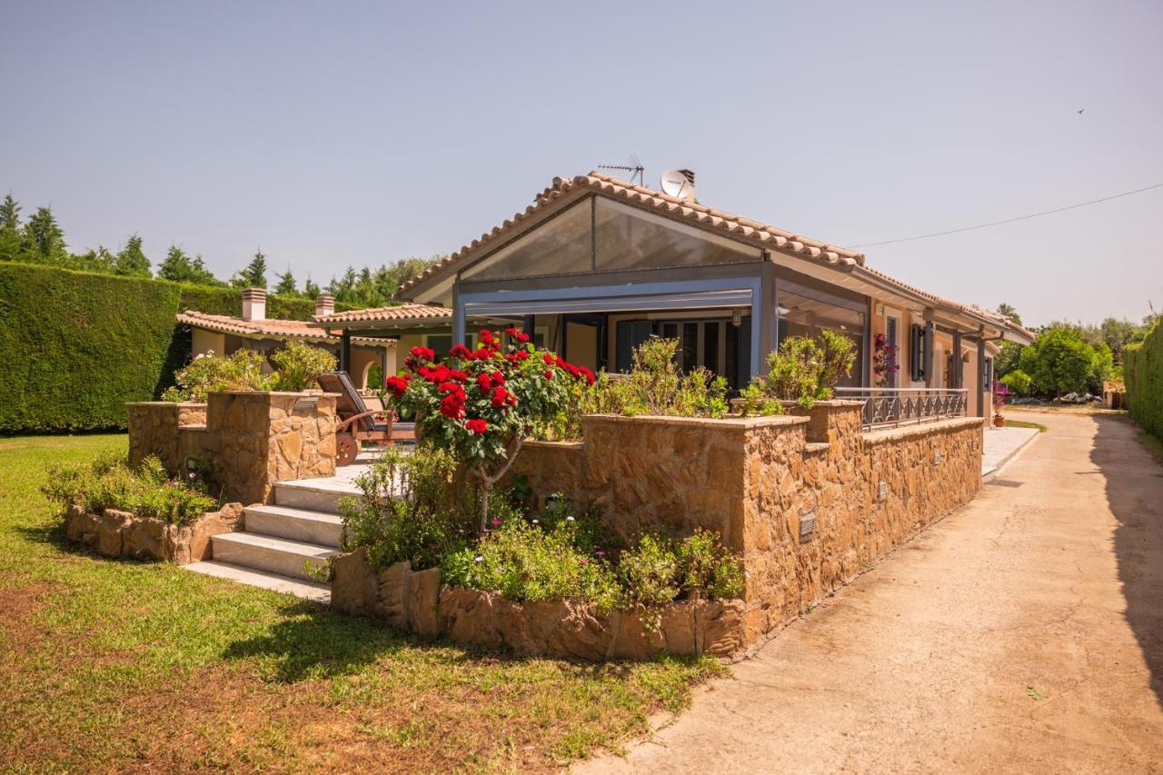 Kourouta Villas Amaliada Bagian luar foto